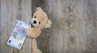 Klient nie może tracić pieniędzy przez niewykorzystanie bonu podarunkowego. Sądy po stronie konsumentów
