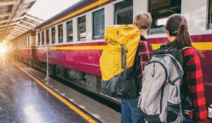 Smartzegarki za jazdę pociągami PKP Intercity. Tak spółka stara się przekonać nas do zbiorkomu
