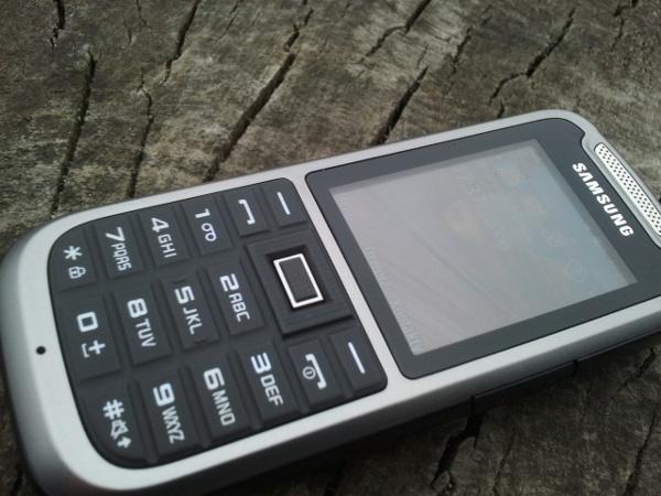 SAMSUNG 