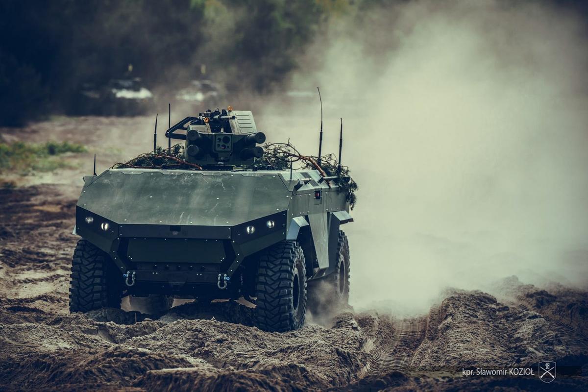 Hunter - polski robot wojskowy wygląda obłędnie