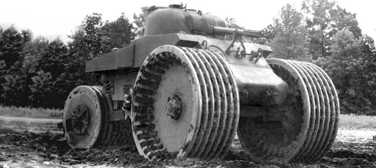 Sherman T10 to najdziwniejsza krzyżówka czołgu, jaką widzieliście. Wygląda jak z kreskówki