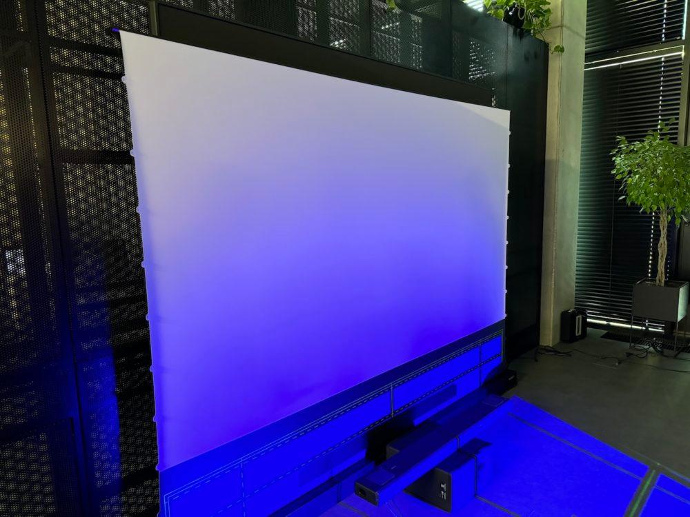 https://ocs-pl.oktawave.com/v1/AUTH_2887234e-384a-4873-8bc5-405211db13a2/spidersweb/2024/09/Sony-Bravia-Projector-8-VPL-XW8100ES-5-1000x750.jpeg