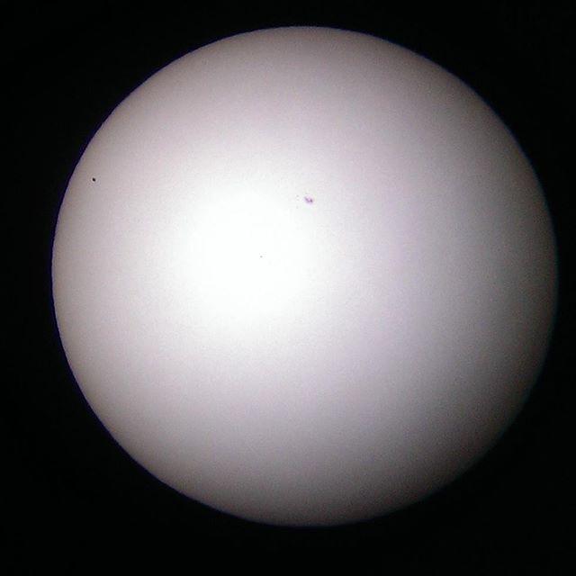 Tranzyt Merkurego przez tarczę Słońca class="wp-image-495223" title="Tranzyt Merkurego po tarczy Słońca" 