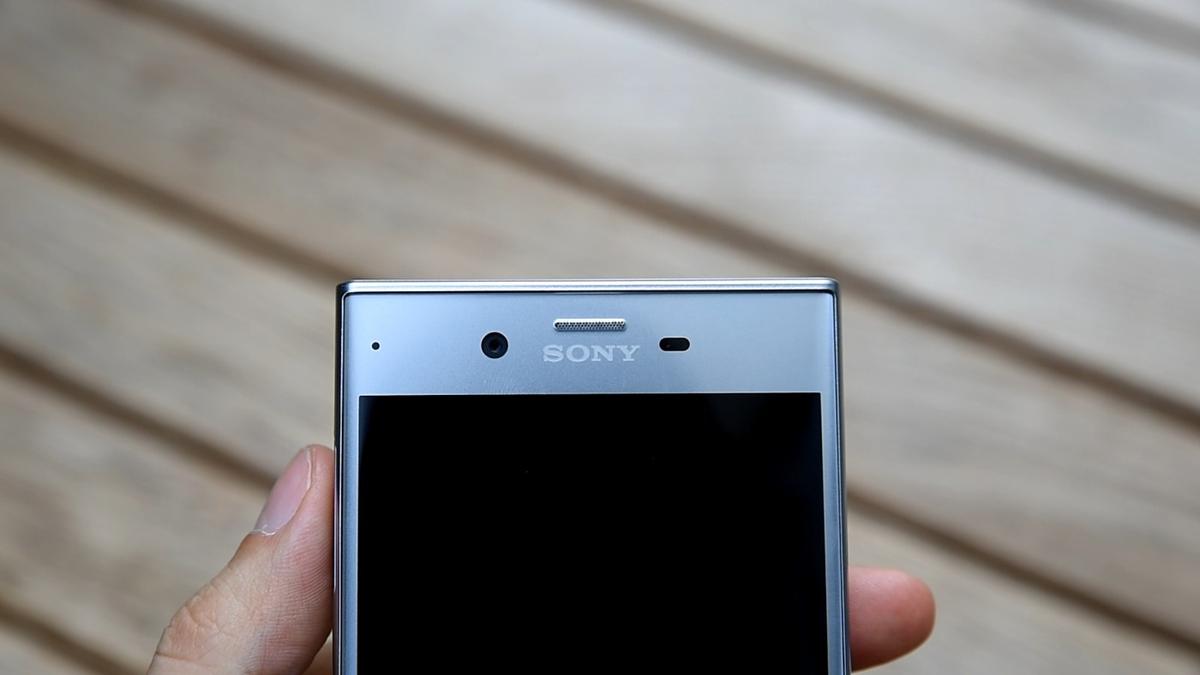 Sony-Xperia-XZ (18) class="wp-image-513514" 