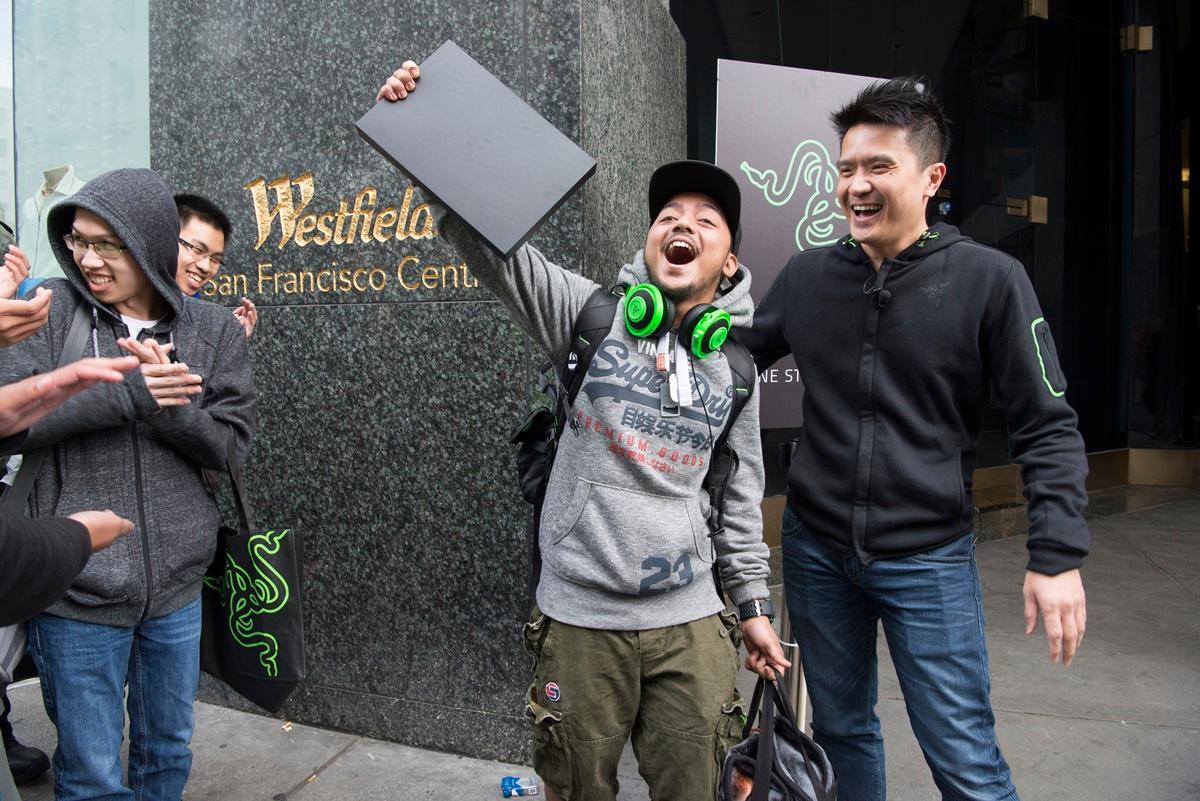 More than 1,600 registered registered fans and an estimated thousand more lined-up the grand opening of RazerStore San Francisco, Saturday, May 21, 2016. The store is the first flagship location for Razer, the leader in connected devices and software for gamers. The company plans to open additional locations in major cities nationwide. (Photo by Peter Barreras/AP Images for Razer USA) class="wp-image-511839" 