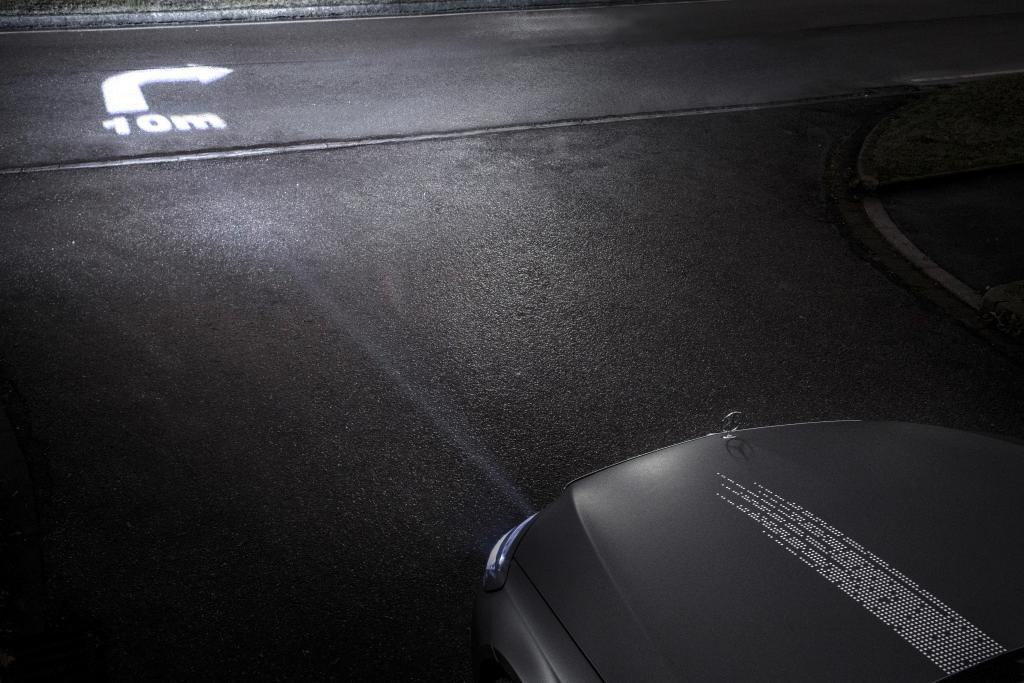 Revolution der Scheinwerfertechnologie: Mercedes leuchtet in HD-Qualität 