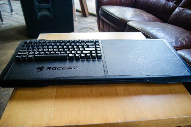 roccat-sova-mk-lapboard-3 class="wp-image-534123" 