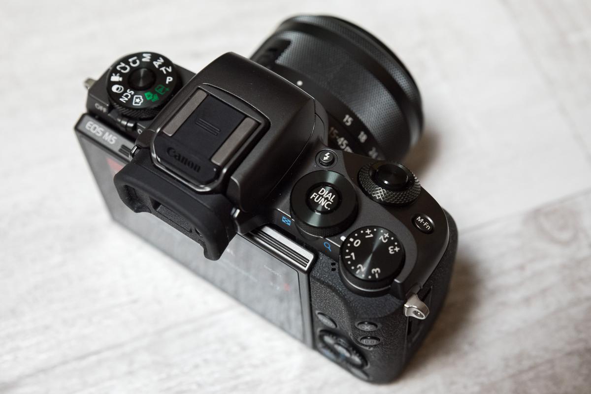 Canon EOS M5 recenzja class="wp-image-546218" 