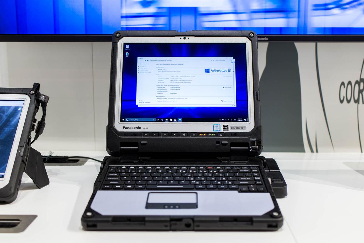 Toughbook-C33-MWC-2017-2 class="wp-image-548291" 