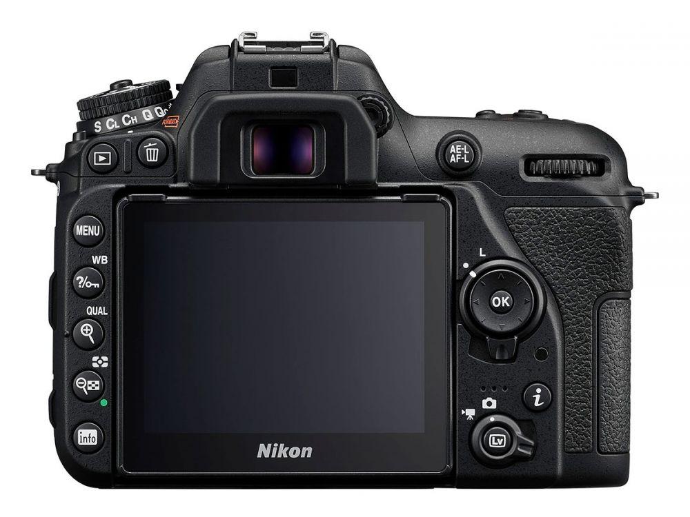 Nikon D7500 class="wp-image-557347" 