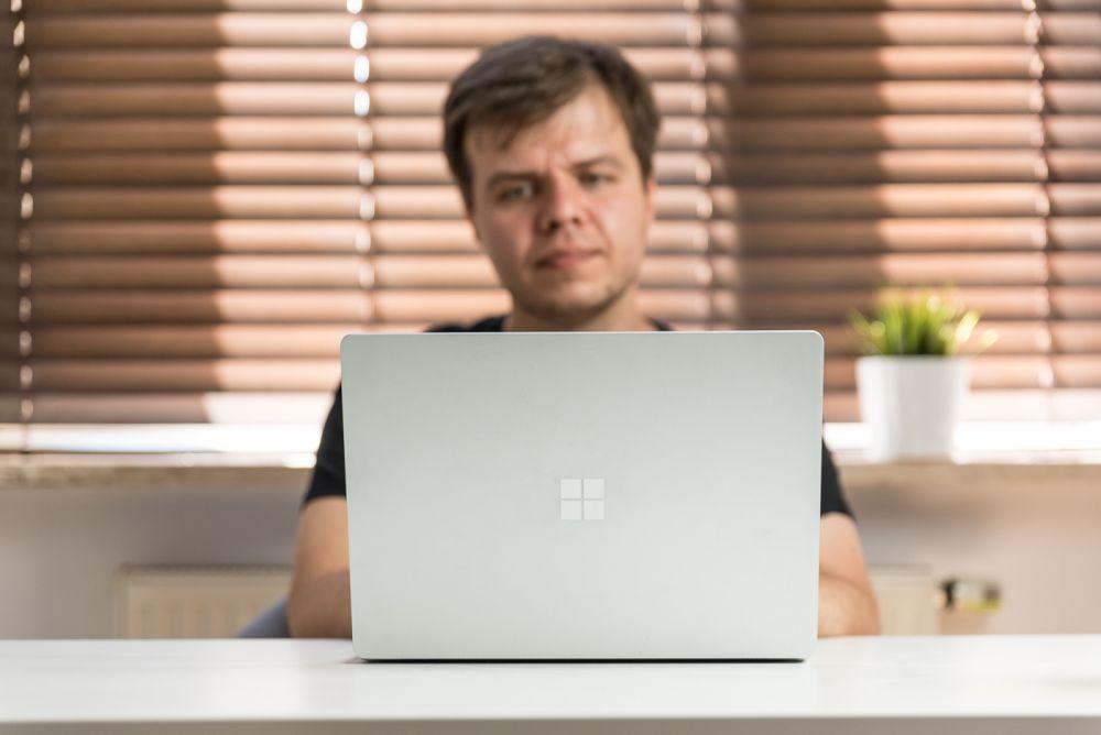 Surface Laptop recenzja class="wp-image-576012" 