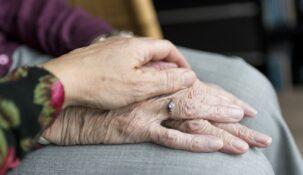 Czy można umieścić seniora w domu opieki bez jego zgody?