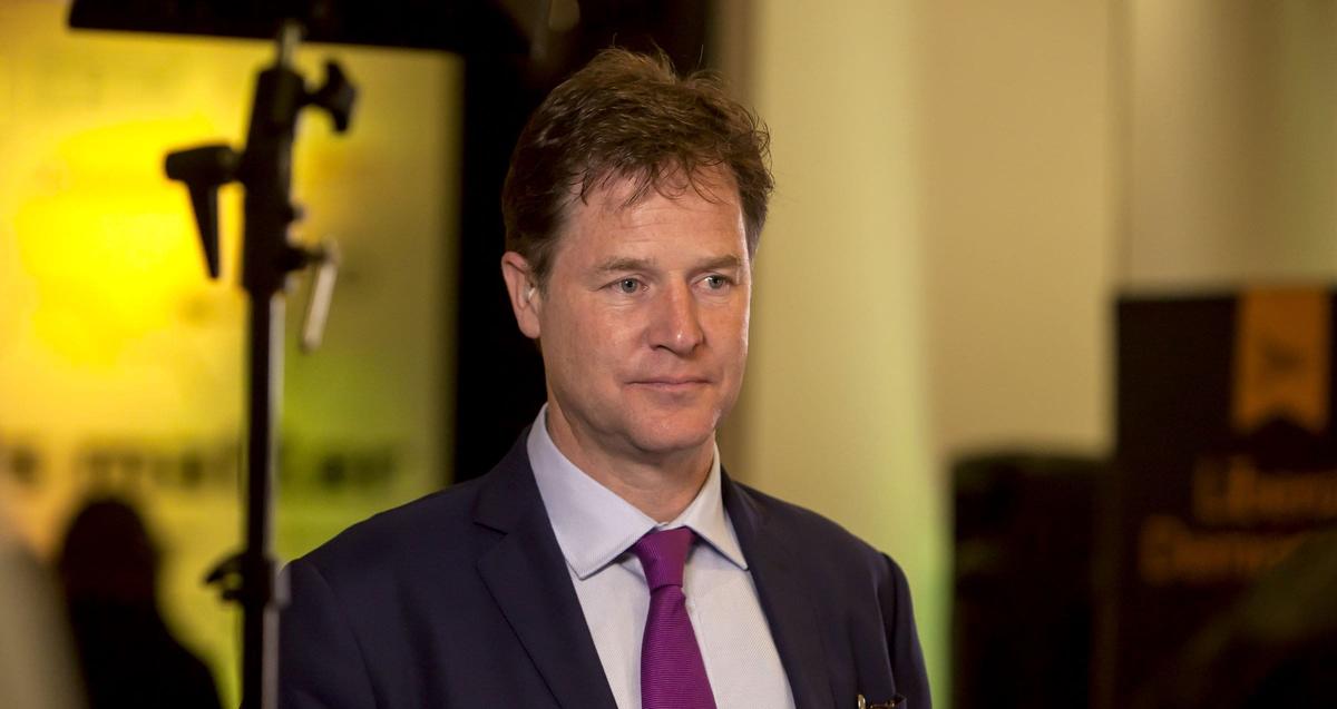 Nick Clegg walczy o przyszłość Mety 