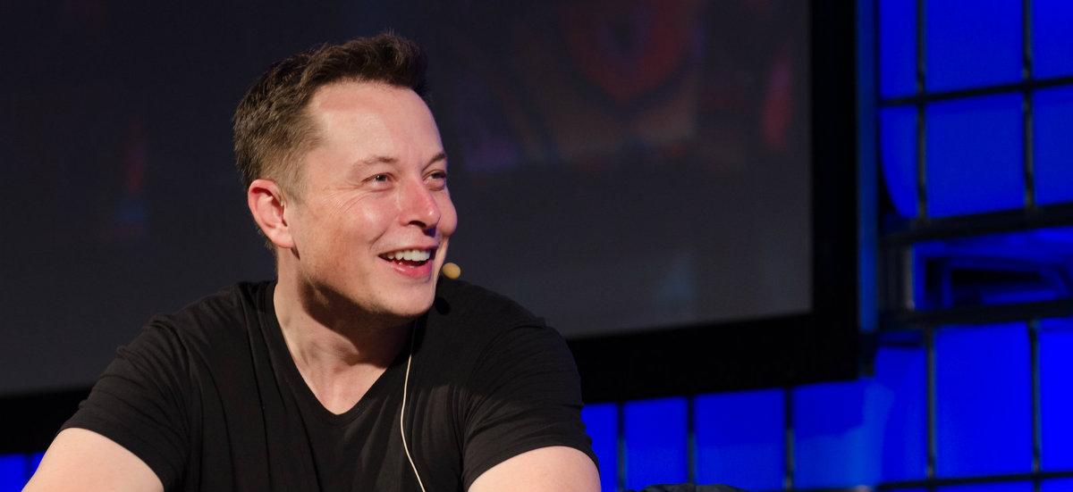 Elon Musk ma umowę z Teslą, która da mu dziesiątki miliardów. Sąd bada, czy jest legalna