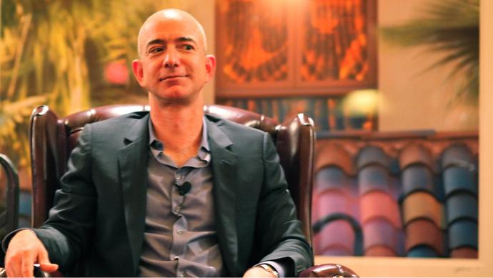 Tydzień temu Amazon ogłosił, że wchodzi do Polski, a wczoraj, że Jeff Bezos odchodzi z Amazona