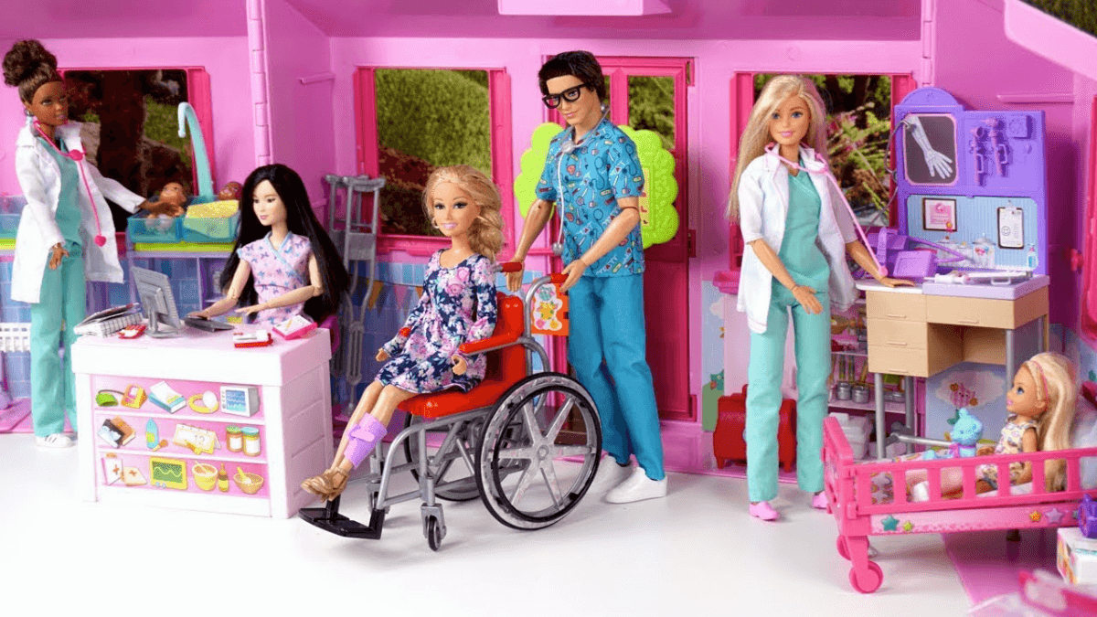 Rodzice rzucili się na lalki Barbie, padł absolutny rekord