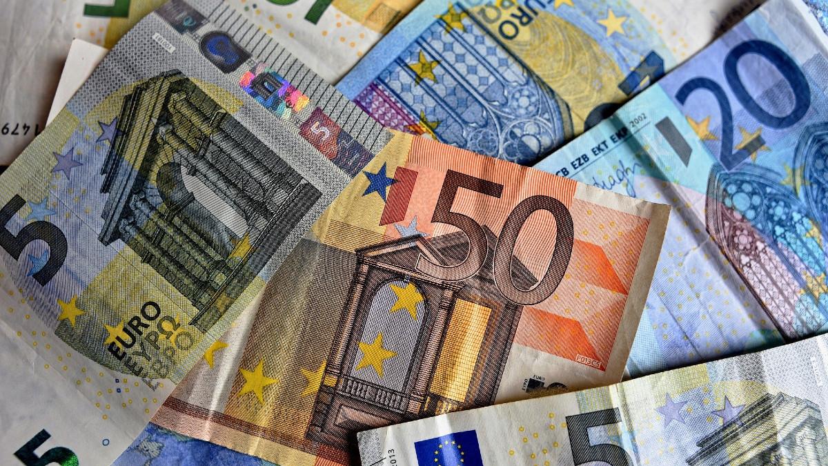 Kursy walut: euro najniżej od 20 lat. Jak notowania złotego? 