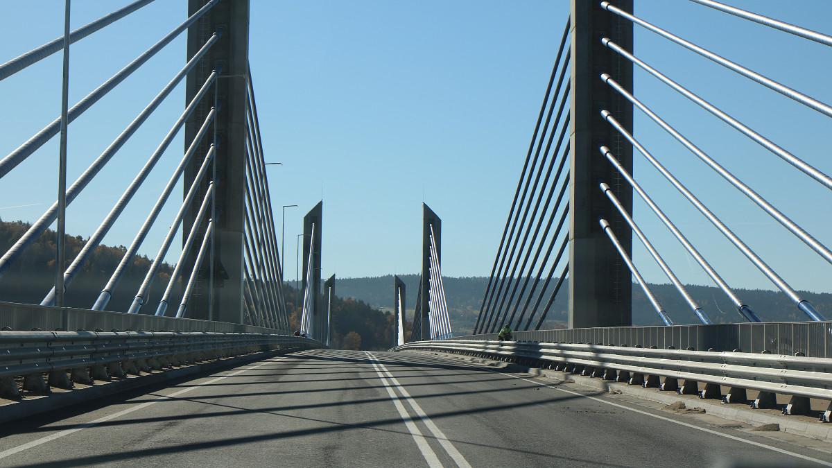 Nowy Sącz ma nowy most. To jedna z największych takich konstrukcji w Polsce