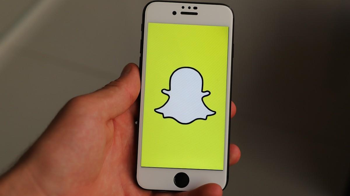 Snapchat zszokował analityków. Apka zarobiła pieniądze po... 11 latach istnienia