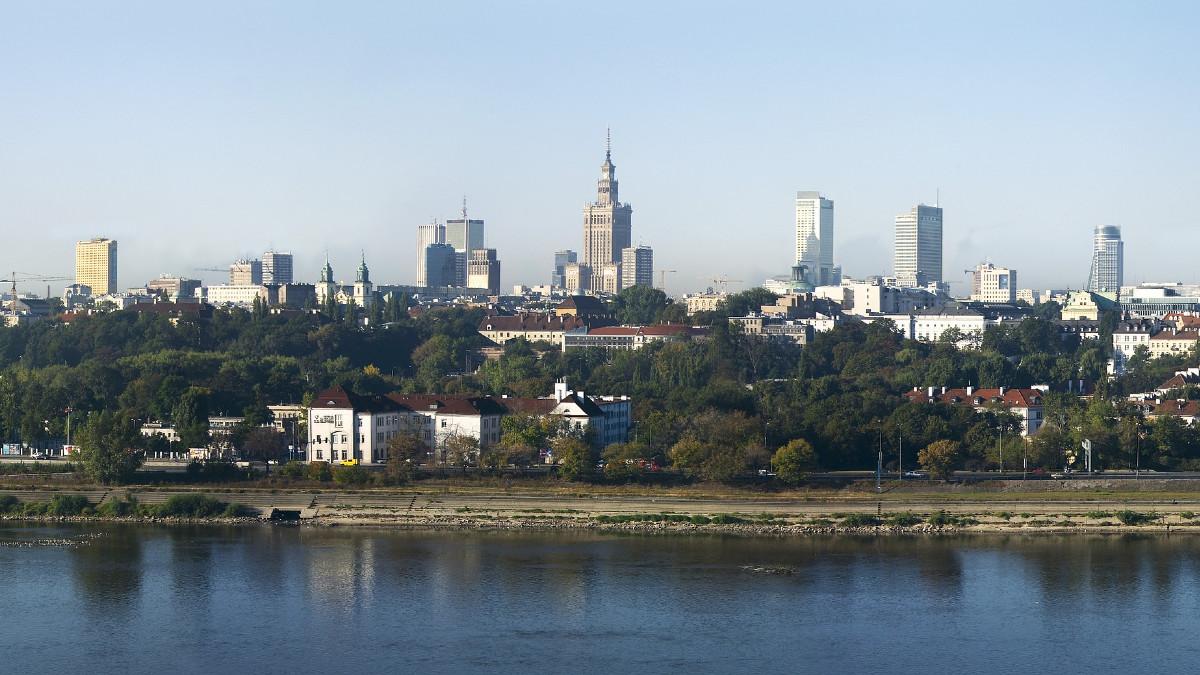 Smog w Polsce. Warszawa odrzuciła zakaz palenia węglem