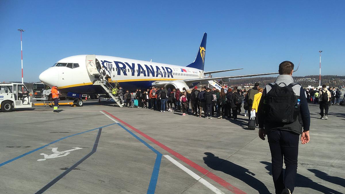 Czarna seria na lotniskach trwa. Strajk w Ryanairze popsuje wakacje tysiącom Polaków