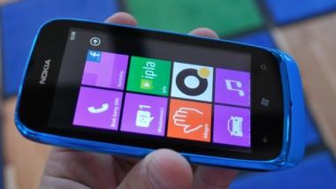 Debiutuje Nokia Lumia 610 &#8211; najważniejszy smartfon z Windows Phone w historii