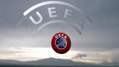 UEFA nie rozumie internetu i zakazuje linkowania do swojej strony, a ja proponuję lepsze rozwiązanie