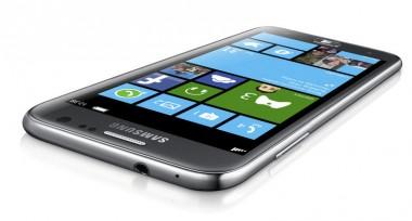 Nokia zaskoczona premierą Samsunga Ativ S?