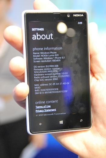 Nokia Lumia 920, Windows Phone 8 