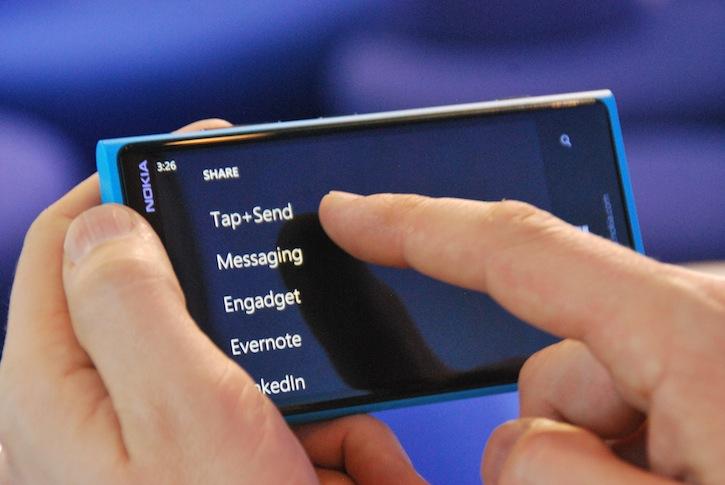 Windows Phone 8 share options 