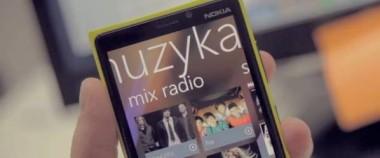 Odkrywaj muzykę dzięki Nokia Muzyka i mix radio w smartfonie Nokia Lumia 920
