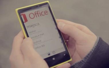 Nokia Lumia 920 z pakietem aplikacji Microsoft Office i usługą SkyDrive