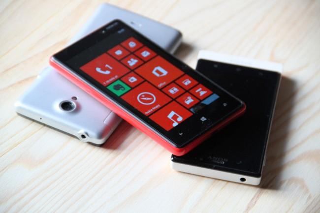 Nokia Lumia 820 (14) 