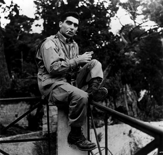 Robert Capa &#8211; legenda fotografii wojennej 