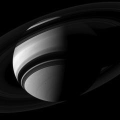 „In Saturn’s Rings” – film 4K wykonany w całości ze zdjęć NASA