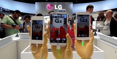 Krótka piłka: Porównanie stabilizacji obrazu &#8211; LG G2 kontra iPhone oraz Samsung Galaxy [WIDEO]