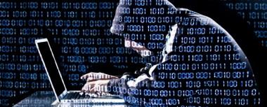 Włamywali się do sieci rządowych, okradali operatorów i firmy, ale pomagali też łapać pedofilów &#8211; najbardziej znani hackerzy cz.1