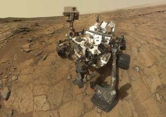 Łazik Curiosity na dnie wodnego, tętniącego życiem jeziora? To wbrew pozorom całkiem prawdopodobna hipoteza