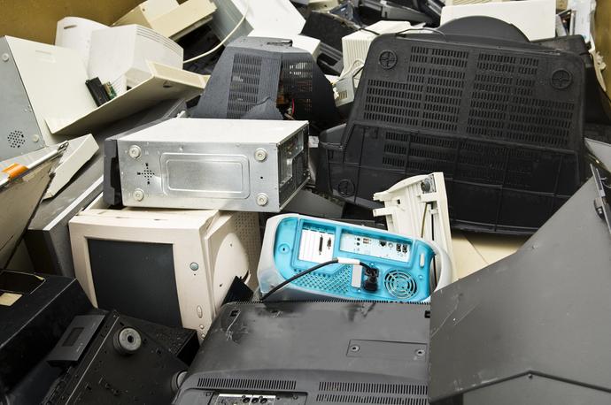 Elektroniczne śmieci stają się poważnym, światowym problemem. Tylko Unia Europejska ma powody do dumy