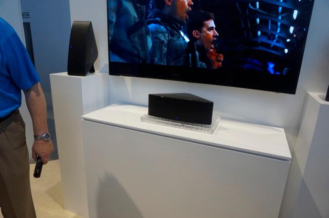 Samsung-ces-2014-stoisko-telewizory43 