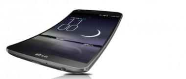 Może LG G Flex nie będzie hitem, ale rynek smartfonów go potrzebuje