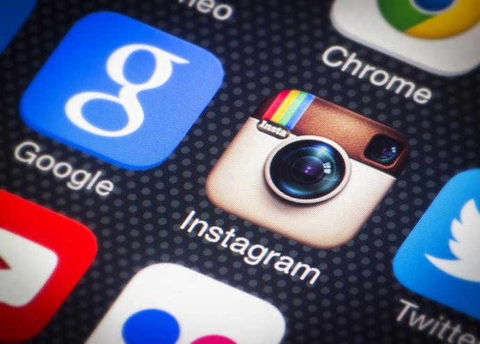 Instagram wygrał z Twitterem. 300 mln ludzi woli oglądać obrazki niż czytać