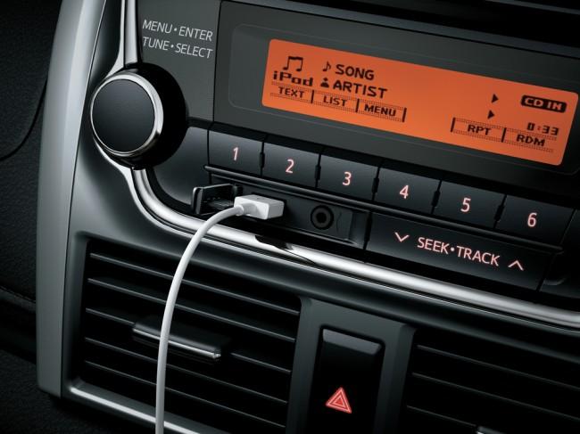 zestaw samochodowy glosnomowiacy audio radio 
