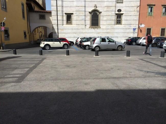 inteligentny parkingu w Pizie 1 