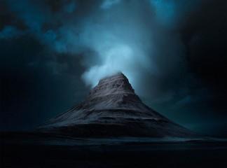Zobacz niewidoczne &#8211; piękne zdjęcia Islandii wykonane w świetle podczerwonym