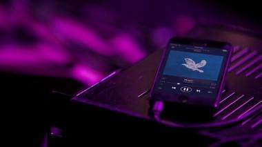 Spotify dla iOS pozwoli pobrać całą naszą muzykę, ale wersja dla iPada nadal pozostaje w tyle