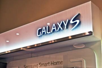 Krótka piłka: Samsung już naśmiewa się z iPhone&#8217;a 6, chociaż ten jeszcze nie zadebiutował