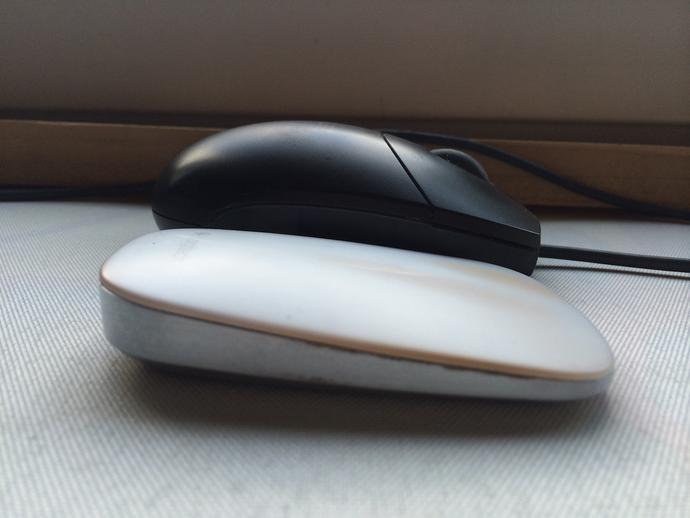 Logitech Ultrathin Touch Mouse T631 for Mac, czyli myszka dotykowa niejedno ma imię &#8211; recenzja Spider&#8217;s Web