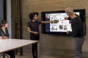Możesz już zamawiać Surface Hub. O ile nie przerazi cię cena
