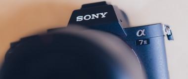 Najlepszy cyfrowy kompan manualnego obiektywu. Sony A7 II &#8211; recenzja Spider&#8217;s Web